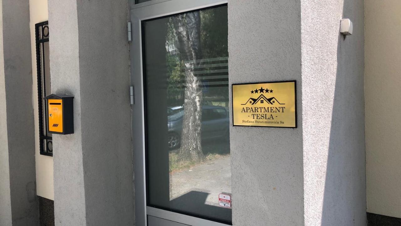 Apartment Tesla Pančevo Esterno foto