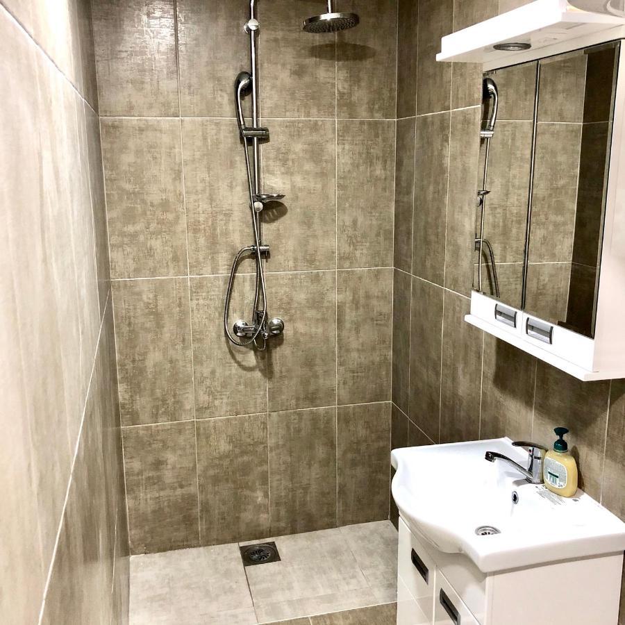 Apartment Tesla Pančevo Esterno foto