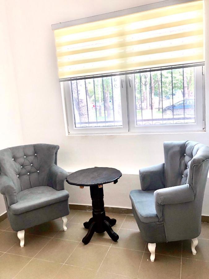 Apartment Tesla Pančevo Esterno foto