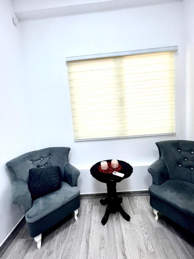 Apartment Tesla Pančevo Esterno foto