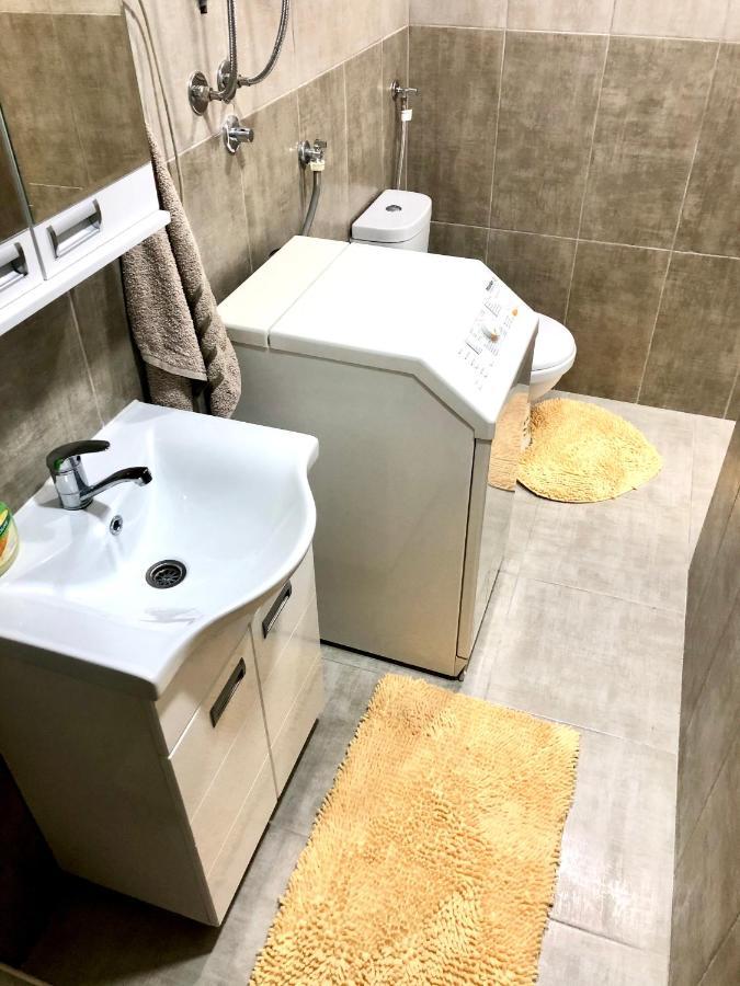 Apartment Tesla Pančevo Esterno foto
